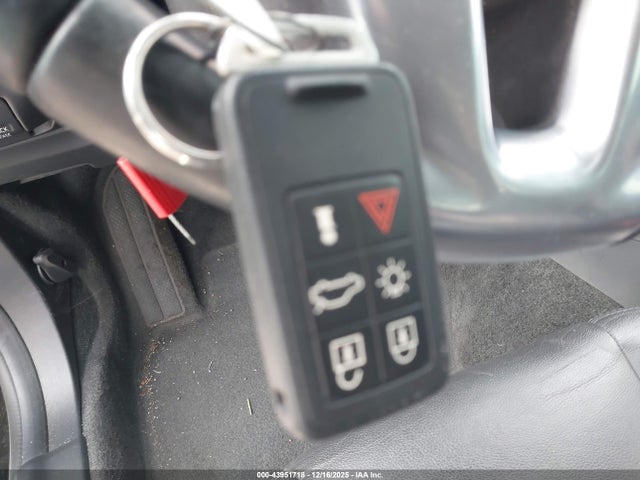 2015 VOLVO V60 YV140MEB7F1207663 Photo 10