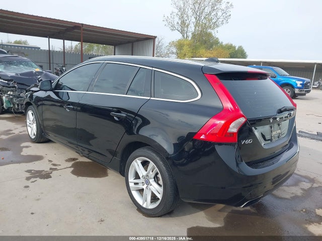 2015 VOLVO V60 YV140MEB7F1207663 Photo 2