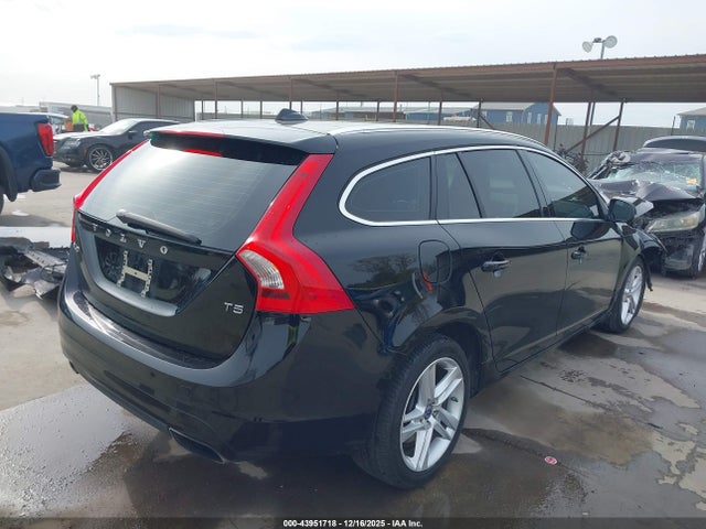2015 VOLVO V60 YV140MEB7F1207663 Photo 3