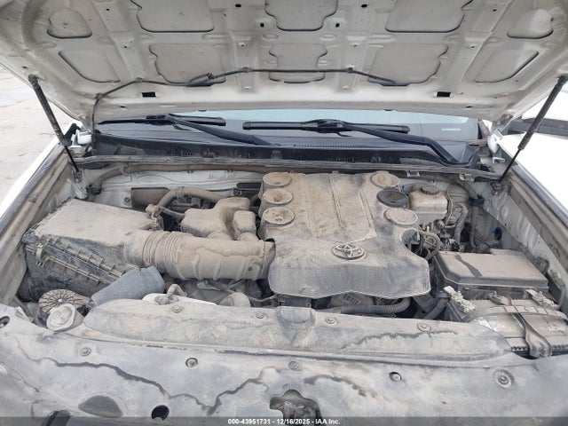 2014 TOYOTA 4RUNNER JTEZU5JR3E5071690 Photo 9