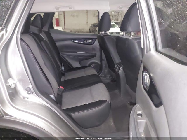 JN1BJ1CR0KW629962 Nissan Rogue Sport Sv