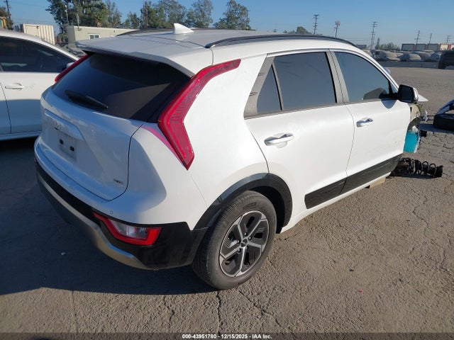 KNDCT3LEXR5125391 KIA NIRO SX