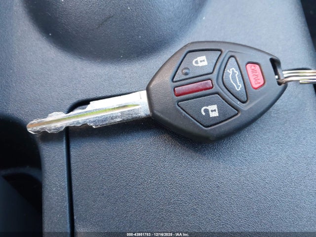 2011 MITSUBISHI ECLIPSE SPYDER 4A37L5EFXBE004124 Photo 10