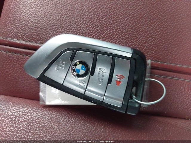 2022 BMW X6 5UXCY6C08N9M30719 Photo 10