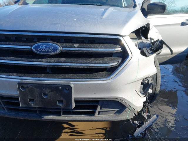 1FMCU0GD1JUA08527 Ford ESCAPE SE