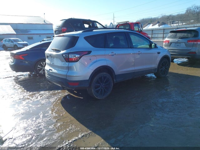 1FMCU0GD1JUA08527 Ford ESCAPE SE