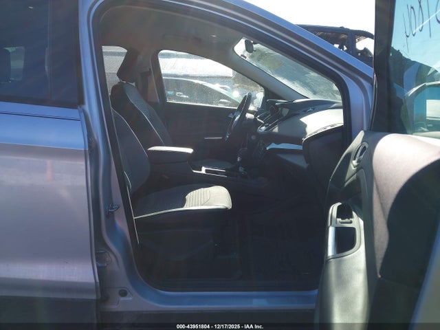 1FMCU0GD1JUA08527 Ford ESCAPE SE