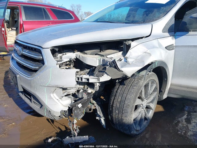 1FMCU0GD1JUA08527 Ford ESCAPE SE