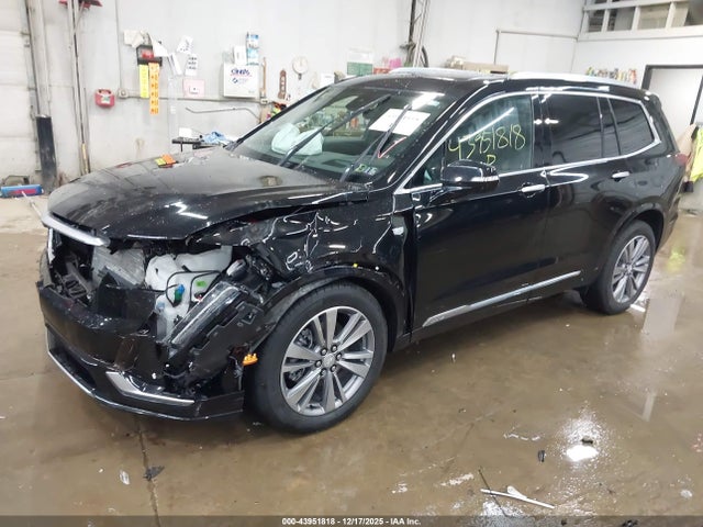 2025 CADILLAC XT6 1GYKPDRS4SZ144952 Photo 1