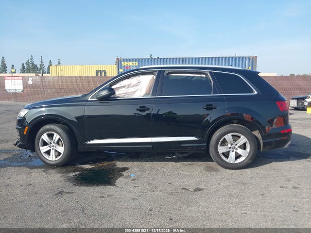 WA1LHAF78JD041447 Audi Q7 2.0t Premium