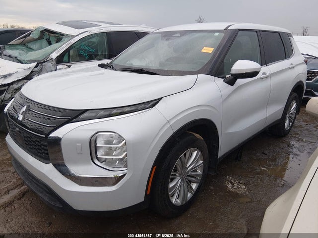 2024 MITSUBISHI OUTLANDER JA4J4UA85RZ030215 Photo 1