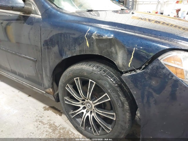 2011 CHEVROLET MALIBU 1G1ZC5E19BF388402 Photo 5