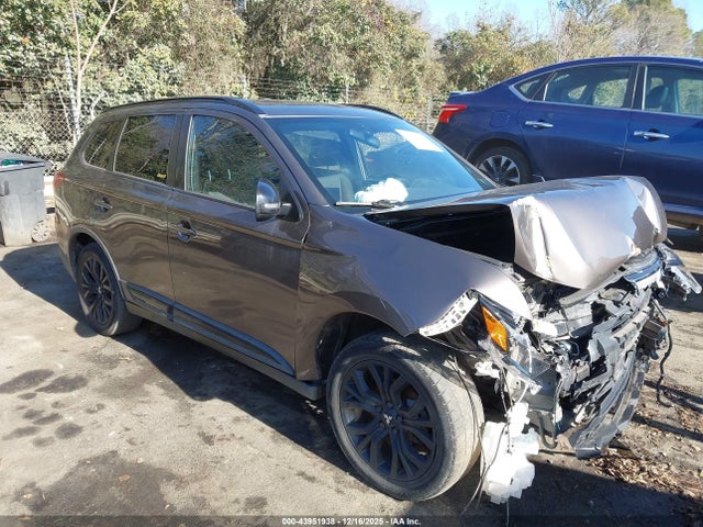 2018 MITSUBISHI OUTLANDER JA4AD3A34JZ063063 Photo 0