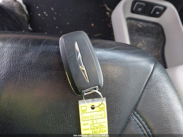 2021 CHRYSLER PACIFICA HYBRID 2C4RC1L7XMR603286 Photo 10