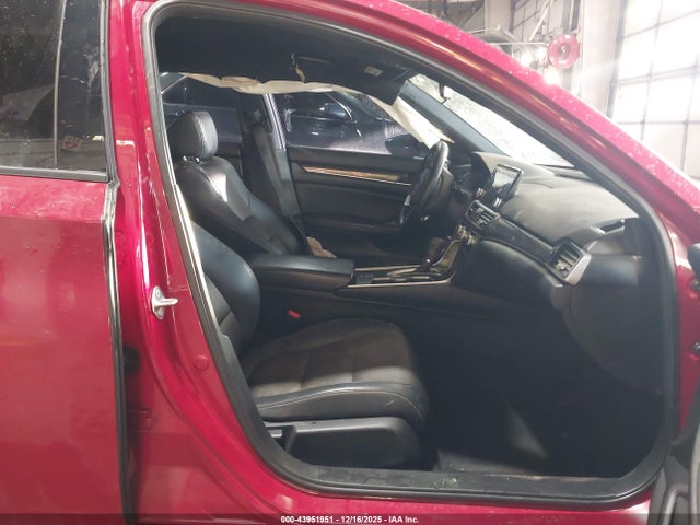 1HGCV1F3XJA046261 Honda Accord Sport