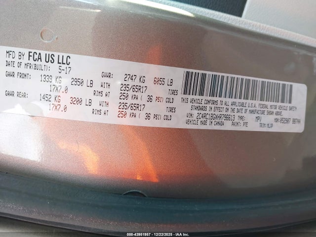 Продаж на аукціоні авто 2017 Chrysler Pacifica Touring-l, vin: 2C4RC1BGXHR796613, номер лоту: 43951957