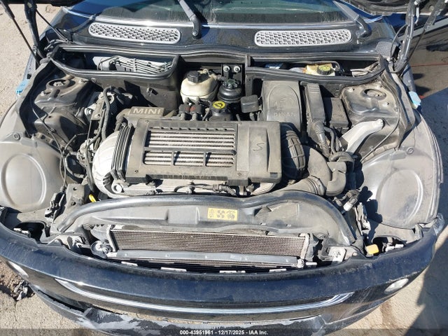 2003 MINI COOPER S WMWRE33443TD65874 Photo 9