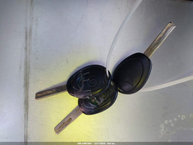 2003 MINI COOPER S WMWRE33443TD65874 Photo 10