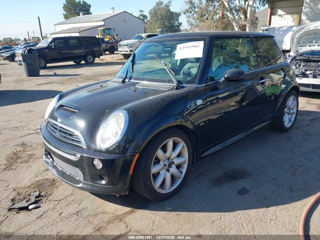 2003 MINI COOPER S WMWRE33443TD65874 Photo 1