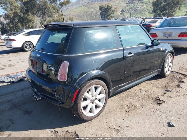 2003 MINI COOPER S WMWRE33443TD65874 Photo 3
