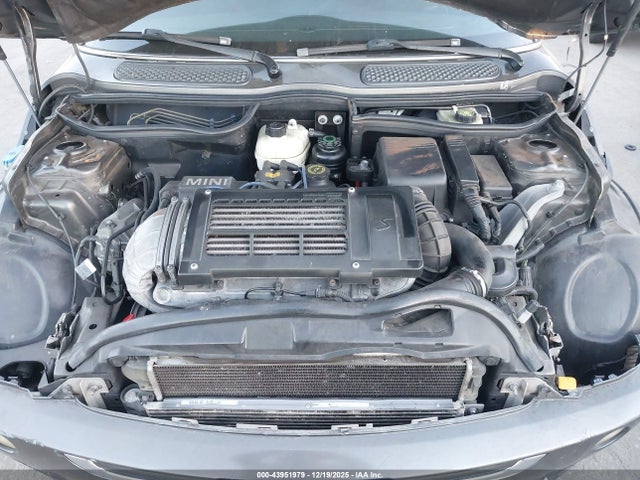 2006 MINI COOPER S WMWRE33556TN28736 Photo 9
