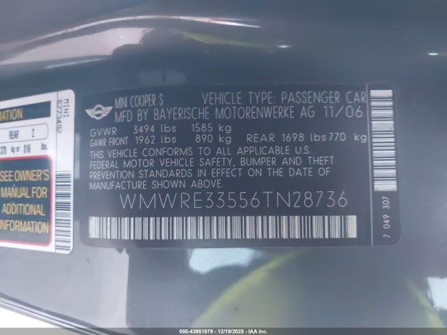2006 MINI COOPER S WMWRE33556TN28736 Photo 8