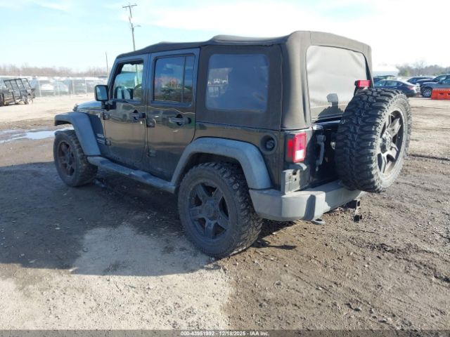 2014 JEEP WRANGLER UNLIMITED 1C4BJWDGXEL146038 Photo 2