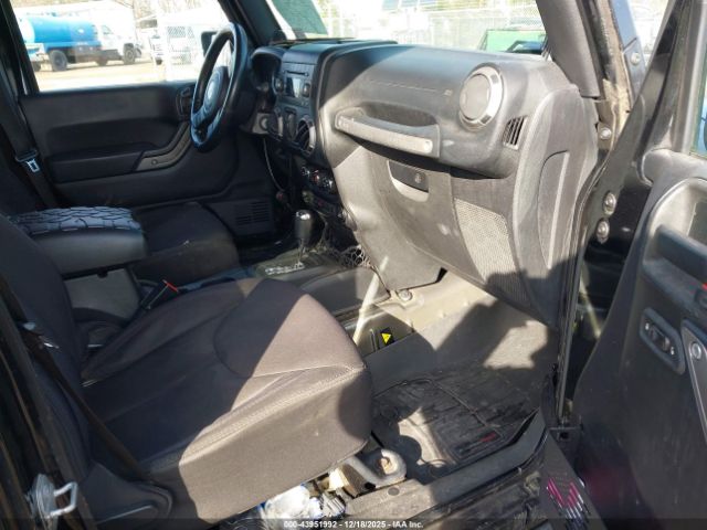 2014 JEEP WRANGLER UNLIMITED 1C4BJWDGXEL146038 Photo 4