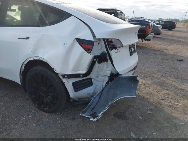 2021 TESLA MODEL Y 5YJYGDEE0MF249691 Photo 5