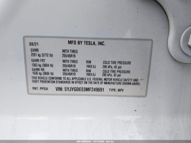 2021 TESLA MODEL Y 5YJYGDEE0MF249691 Photo 8