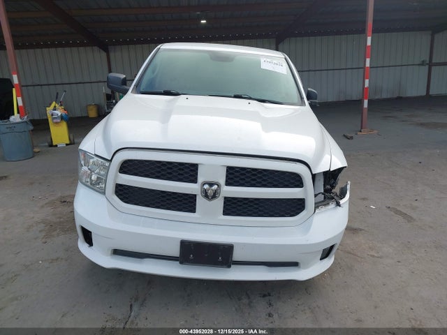 Aukcja sprzedaży 2018 Ram 1500 Express  4x2 6'4 Box, vin: 1C6RR6FT7JS149889, numer aukcji: 43952028