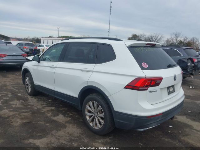 2018 VOLKSWAGEN TIGUAN 3VV0B7AX8JM071770 Photo 2