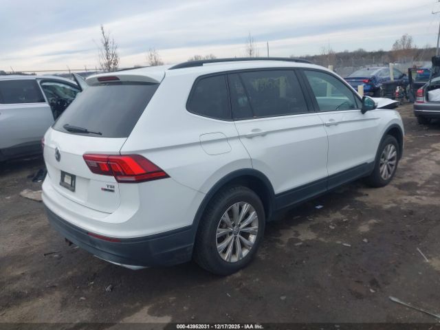 2018 VOLKSWAGEN TIGUAN 3VV0B7AX8JM071770 Photo 3