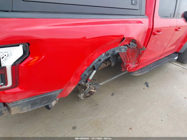 Ford F-150 Raptor 2018 1FTFW1RG8JFA15472 Image 17