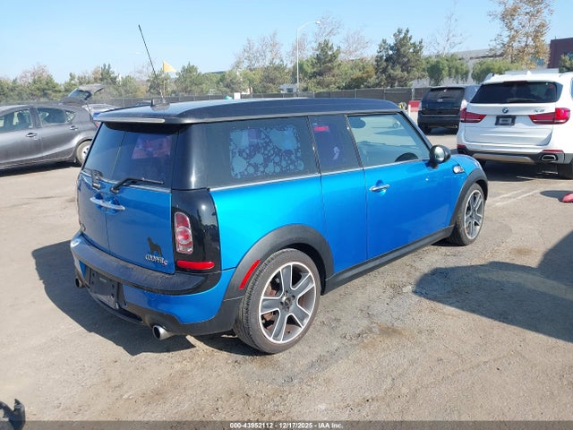 2011 MINI COOPER S CLUBMAN WMWZG3C58BTY30364 Photo 3