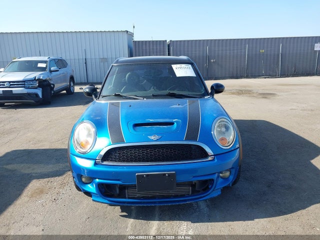 2011 MINI COOPER S CLUBMAN WMWZG3C58BTY30364 Photo 5