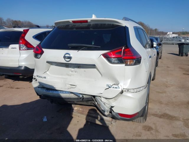 2018 NISSAN ROGUE KNMAT2MV0JP513819 Photo 5