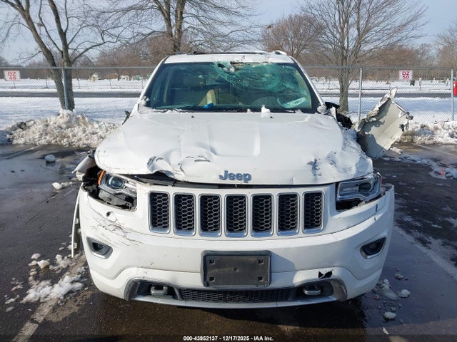 43952137 :رقم المزاد ، 1C4RJFCG9GC381596 vin ، 2016 Jeep Grand Cherokee Overland مزاد بيع