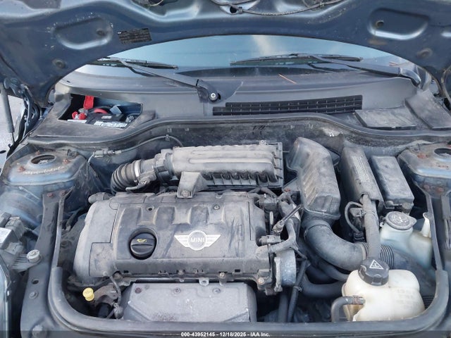 2010 MINI COOPER WMWMF3C51ATU79373 Photo 9