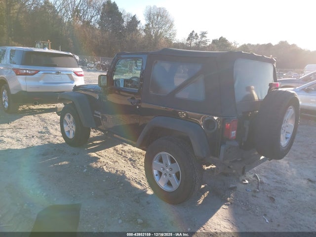 2014 JEEP WRANGLER 1C4AJWAG7EL134400 Photo 2