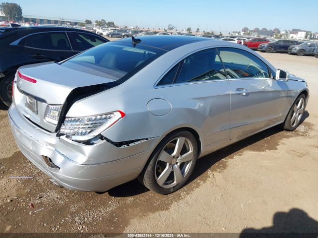 2013 MERCEDES-BENZ E 350 WDDKJ5KB7DF190759 Photo 3