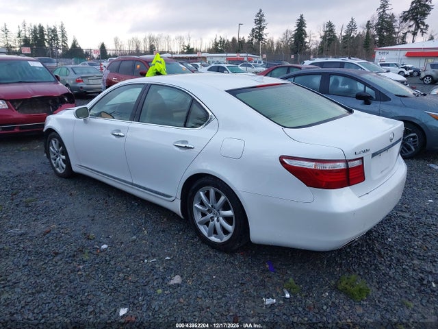 2008 LEXUS LS 460 JTHBL46F485069922 Photo 2