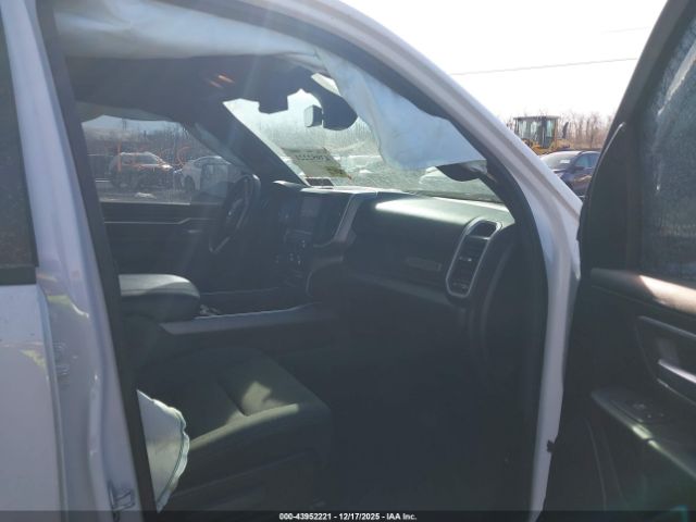 2020 RAM 1500 1C6SRFFT6LN207459 Photo 4