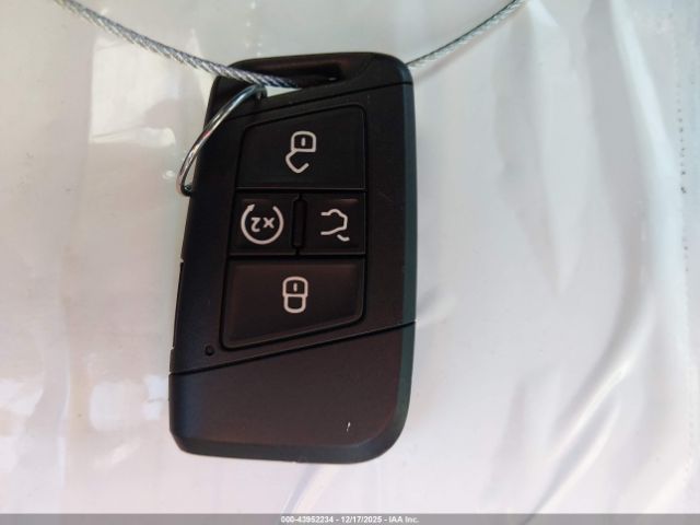 2023 VOLKSWAGEN TIGUAN 3VVCB7AX0PM005431 Photo 10