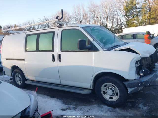 1GCWGAFG3J1907370 Chevrolet Express 2500 Work Van