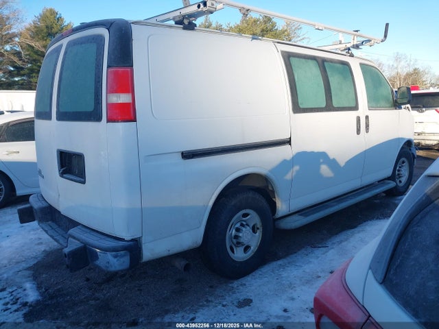 1GCWGAFG3J1907370 Chevrolet Express 2500 Work Van