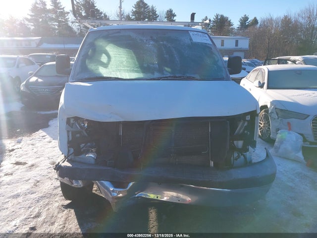 1GCWGAFG3J1907370 Chevrolet Express 2500 Work Van