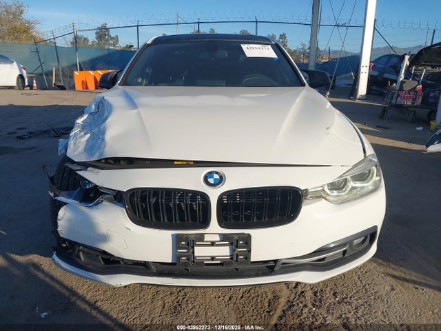 WBA8E1C55JA758460 BMW 330e Iperformance