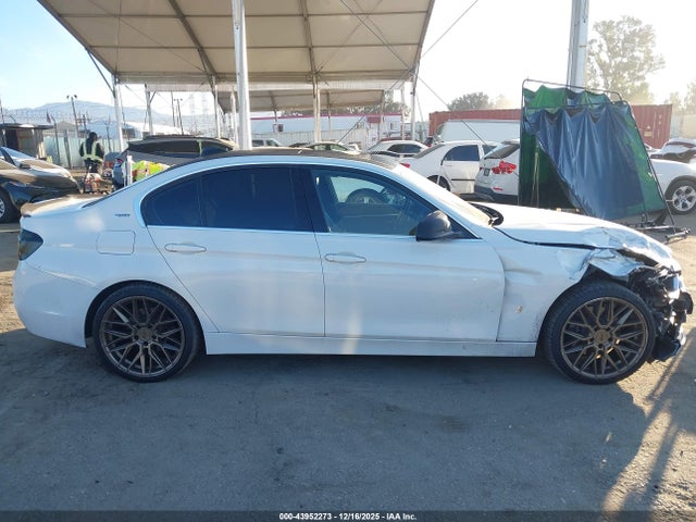 WBA8E1C55JA758460 BMW 330e Iperformance