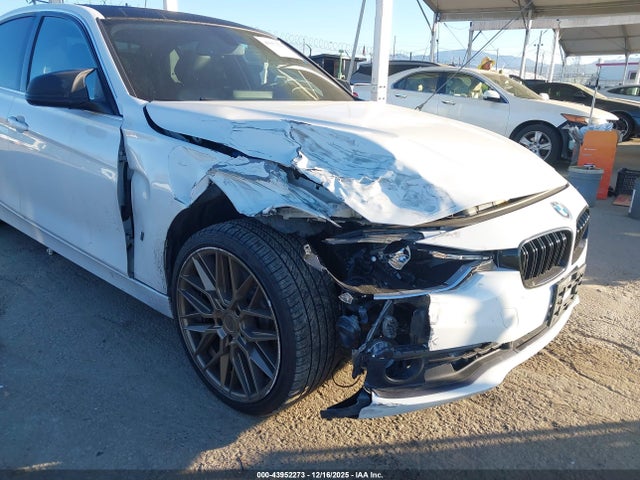 WBA8E1C55JA758460 BMW 330e Iperformance